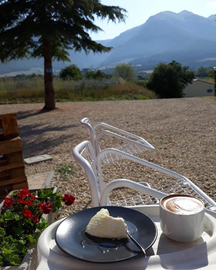 B&B La Casa Di Sirio Norcia Exterior photo